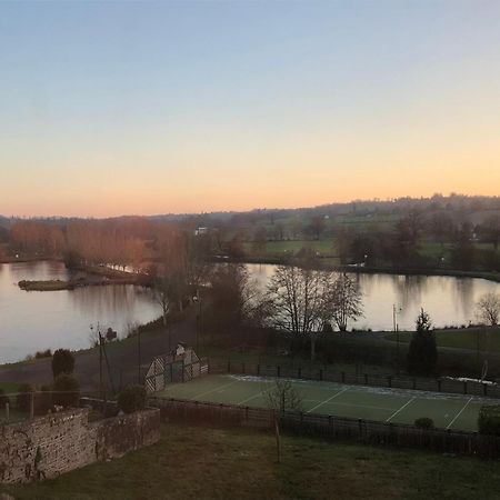 La Maison Du Lac Saint Hilaire du Harcouet Bagian luar foto
